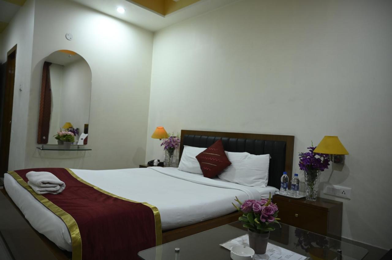 Hotel Dooars Mountain Alipur Duar エクステリア 写真