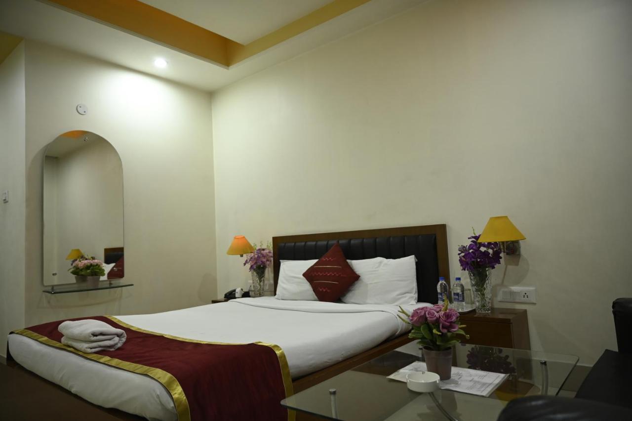 Hotel Dooars Mountain Alipur Duar エクステリア 写真