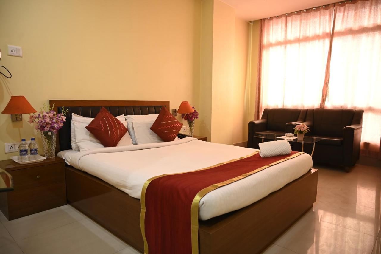 Hotel Dooars Mountain Alipur Duar エクステリア 写真