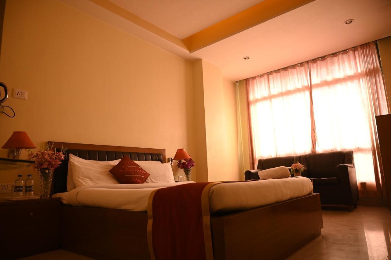 Hotel Dooars Mountain Alipur Duar エクステリア 写真