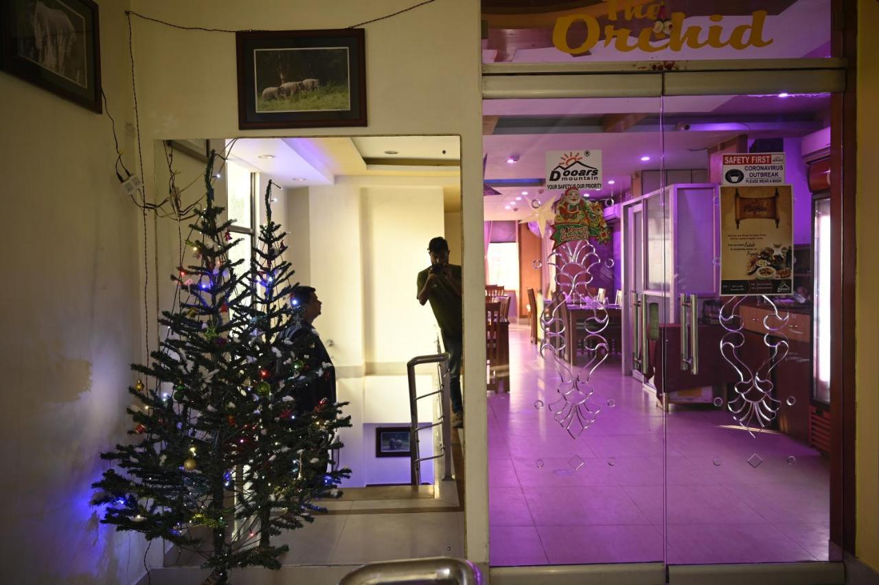Hotel Dooars Mountain Alipur Duar エクステリア 写真
