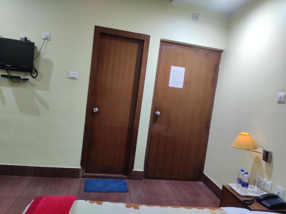 Hotel Dooars Mountain Alipur Duar エクステリア 写真