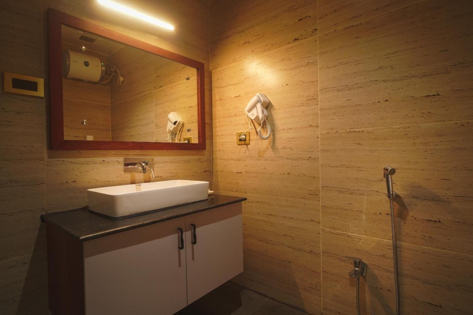 Hotel Dooars Mountain Alipur Duar エクステリア 写真